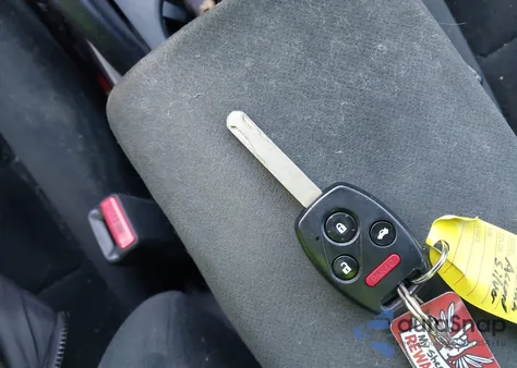 2006 Honda Accord 2.4 Lx from USA, damaged, VIN 1HGCM56436A150830